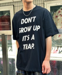 DON'T GROW UP Tシャツ