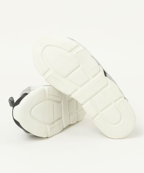 Scrap Book（スクラップブック）の「【MAISON MAVERICK PRESENTS】Maverick Logo Dad sandals Sneaker（サンダル・レディース・シルバー/ゴールド・M/L）」の3枚目の写真