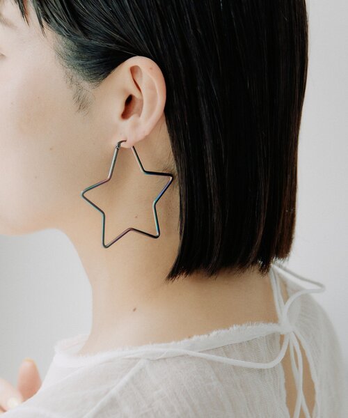 ear PAPILLONNER（イアパピヨネ）の「《金属アレルギー対応/ステンレス》オーロラ星フープピアス（ピアス（両耳用）・レディース・ブラック系その他4・FREE）」の7枚目の写真