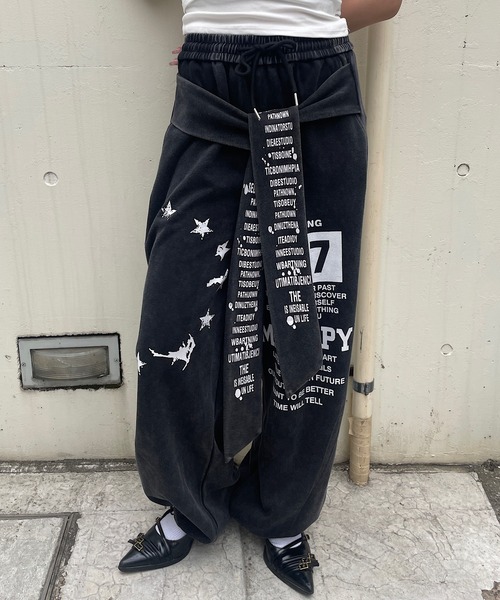ROGER AND RAW(ロジャーアンドロウ)の「腰巻フェイクレイヤード スウェットパンツ(スウェットパンツ・レディース・ブラック/グレー/ネイビー・FREE)」の10枚目の写真