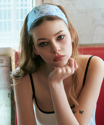 ERER（エルエル）の「Bandana hair band Blue（ヘアバンド）」
