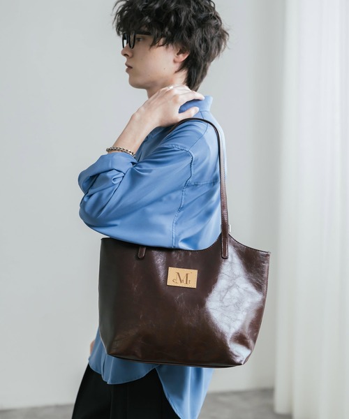 MUCENT(ムセント)の「MUCENT ムセント ARMAND FRONT BUCKLE LEATHER SHOULDER BAG UNISEX PUレザーバッグ(トートバッグ・メンズ・ブラック/ブラウン・FREE)」の11枚目の写真