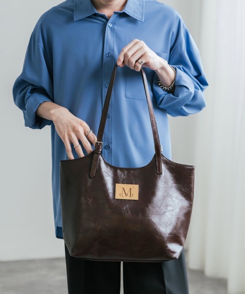 MUCENT(ムセント)の「MUCENT ムセント ARMAND FRONT BUCKLE LEATHER SHOULDER BAG UNISEX PUレザーバッグ(トートバッグ・メンズ・ブラック/ブラウン・FREE)」の12枚目の写真