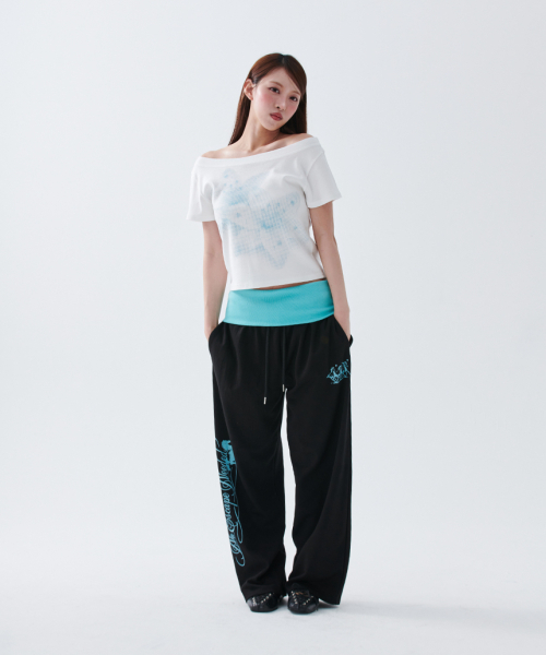 ESCAPEFROM（エスケープフロム）の「[ESCF x ハットゥデイ] ハーフトーンリリーボートネックスリムフィット半袖Tシャツホワイト（Tシャツ/カットソー・レディース・その他・MEDIUM）」の5枚目の写真