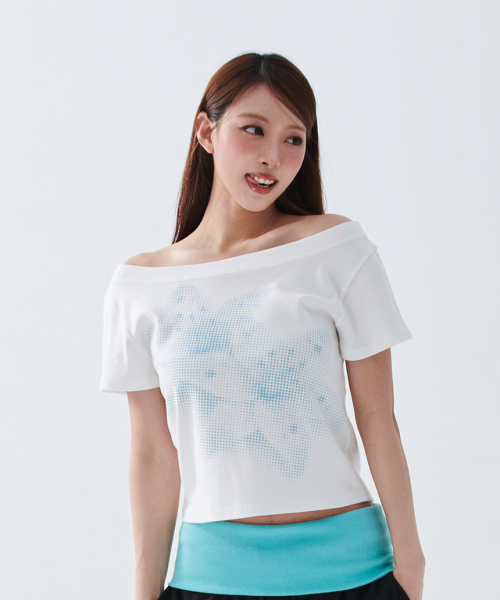 ESCAPEFROM（エスケープフロム）の「[ESCF x ハットゥデイ] ハーフトーンリリーボートネックスリムフィット半袖Tシャツホワイト（Tシャツ/カットソー・レディース・その他・MEDIUM）」の6枚目の写真