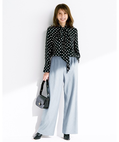 DoCLASSE( ドゥクラッセ)の「ビューティバイアスパンツⅡ/66cm(その他パンツ・レディース・ペールイエロー/ライトグレー/イエロー/ブラック/ブラウン/ネイビー/ブラウン系その他/ライトベージュ/キャメル/サックスブルー・9/11/13/7/5)」の7枚目の写真