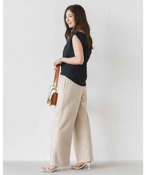 DoCLASSE( ドゥクラッセ)の「ビューティバイアスパンツⅡ/66cm(その他パンツ・レディース・ペールイエロー/ライトグレー/イエロー/ブラック/ブラウン/ネイビー/ブラウン系その他/ライトベージュ/キャメル/サックスブルー・9/11/13/7/5)」の5枚目の写真