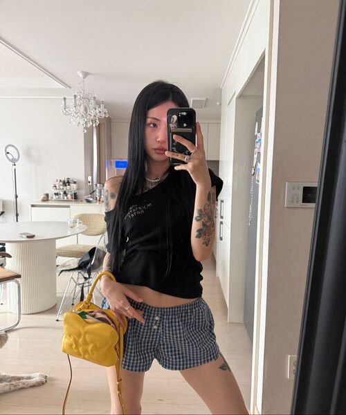 THE MYSTERIOUS HOTEL（ザミステリアスホテル）の「PREMIUM SOFT TOP [BLACK]（Tシャツ/カットソー・レディース・その他・FREE）」の3枚目の写真