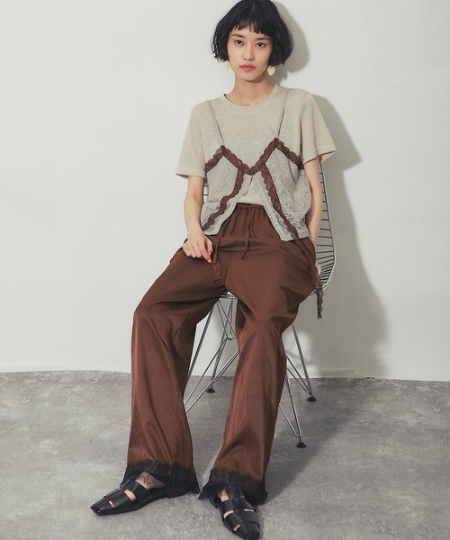 ANOTHER S(アナザーエス)の「レースビスチェレイヤードスラブシアーTシャツ(Tシャツ/カットソー・レディース・グレイッシュベージュ/オフホワイト/カーキ・FREE)」の22枚目の写真