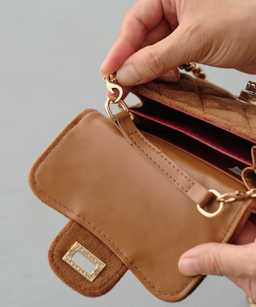 ZAKKA-BOX(ザッカボックス)の「スウェードライクキルティングミニポシェット(ショルダーバッグ・レディース・ブラウン/ブラック/キャメル・FREE)」の18枚目の写真