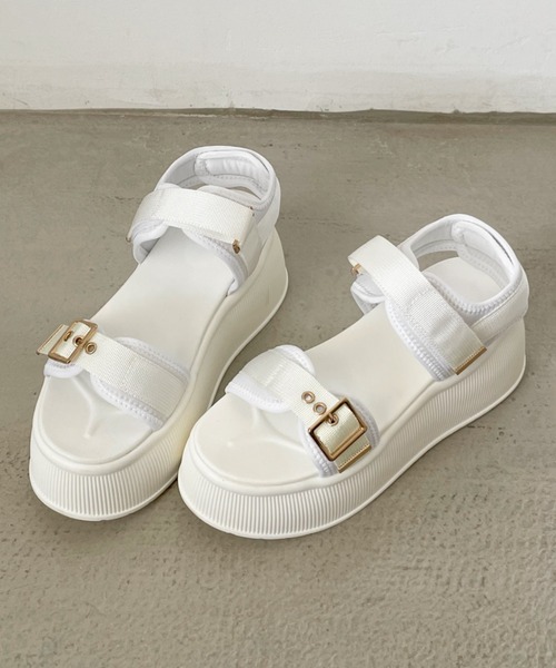 Shoes in Closet(シューズインクローゼット)の「+7.0cm 厚底 バックル プラットフォーム サンダル 5912(サンダル・レディース・ブラック/ホワイト/ベージュ・S/M/L)」の12枚目の写真