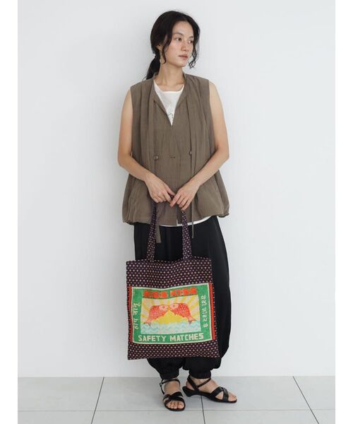 FIKA.(フィーカ)の「Long strap balloon vest(シャツ/ブラウス・レディース・ブラウン/グレー/ブラック・FREE)」の13枚目の写真