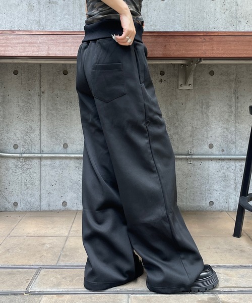 ROGER AND RAW(ロジャーアンドロウ)の「ナンバリング ワイドスウェットパンツ(スウェットパンツ・レディース・グレー/ブラック・FREE)」の8枚目の写真