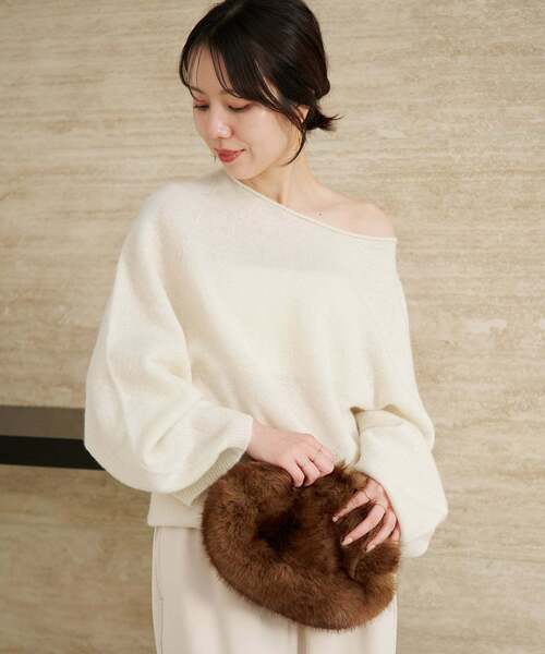 plage(プラージュ)の「《追加》Baby Alpaca ラグラン プルオーバー(ニット/セーター・レディース・チャコールグレー/サックスブルー/ホワイト/ナチュラル・FREE)」の2枚目の写真