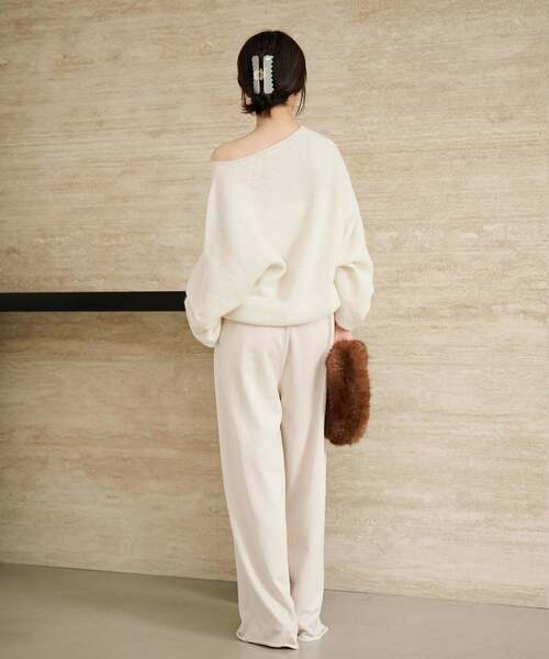 plage(プラージュ)の「《追加》Baby Alpaca ラグラン プルオーバー(ニット/セーター・レディース・チャコールグレー/サックスブルー/ホワイト/ナチュラル・FREE)」の15枚目の写真