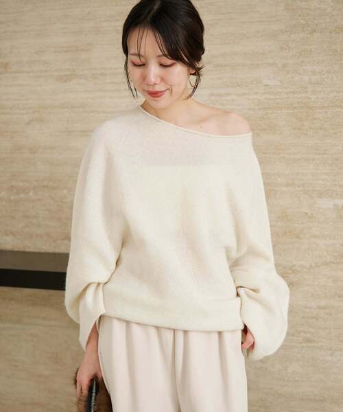 plage(プラージュ)の「《追加》Baby Alpaca ラグラン プルオーバー(ニット/セーター・レディース・チャコールグレー/サックスブルー/ホワイト/ナチュラル・FREE)」の16枚目の写真