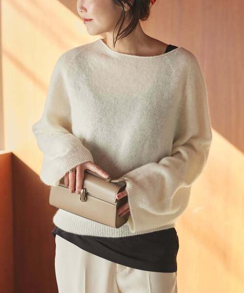 plage(プラージュ)の「《追加》Baby Alpaca ラグラン プルオーバー(ニット/セーター・レディース・チャコールグレー/サックスブルー/ホワイト/ナチュラル・FREE)」の22枚目の写真