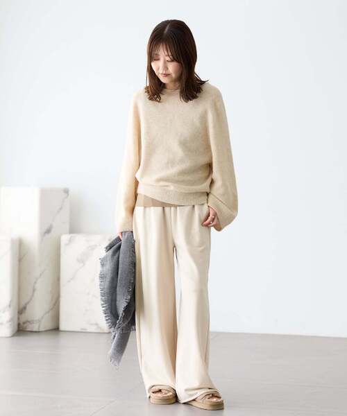 plage(プラージュ)の「《追加》Baby Alpaca ラグラン プルオーバー(ニット/セーター・レディース・チャコールグレー/サックスブルー/ホワイト/ナチュラル・FREE)」の11枚目の写真