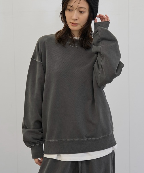 meilmada（メイルマダ）の「ピグメントスウェットセットアップ（セットアップ・レディース・アイボリー/チャコールグレー・FREE）」の6枚目の写真