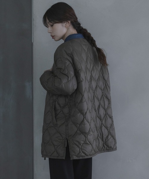 URBAN RESEARCH Sonny Label(アーバンリサーチサニーレーベル)の「『別注』TAION×Sonny Label ミリタリーダウンジャケット(ダウンジャケット/コート・レディース・カーキ/ブラウン/ブラック・FREE)」の13枚目の写真