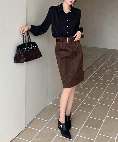 HANDO（ハンド）の「秋を先取り♪ きれいめ パフスリーブ 長袖ブラウス ゆったり 【オフィスカジュアル】【きれいめカジュアル】 レディース韓国風（シャツ/ブラウス・レディース・ブルー/ホワイト/ブラック/ベージュ・フリー）」の12枚目の写真