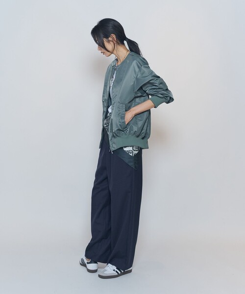1er Arrondissement(プルミエアロンディスモン)の「バルーンサテンブルゾン(ブルゾン・レディース・ブラック/カーキ・38/36)」の9枚目の写真