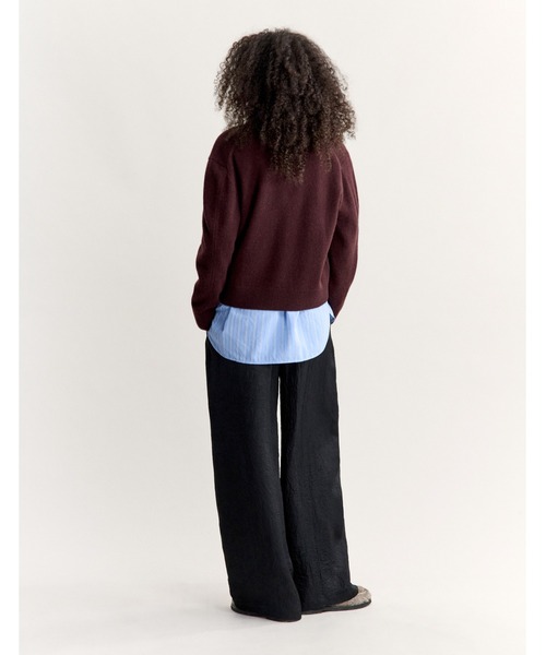 Maison Kitsune(メゾンキツネ)の「FOX HEAD LAMBSWOOL HIGH NECK CARDIGAN(カーディガン/ボレロ・レディース・ブラウン/ライトベージュ・M/XS/L/XL/S)」の6枚目の写真