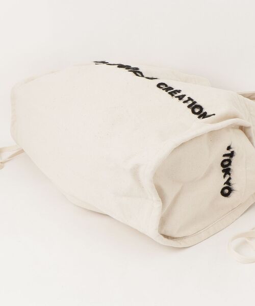 beautiful people（ビューティフルピープル）の「brushed logo mini leisure bag 1636611947（トートバッグ・レディース・オフホワイト/ブラック・FREE）」の6枚目の写真