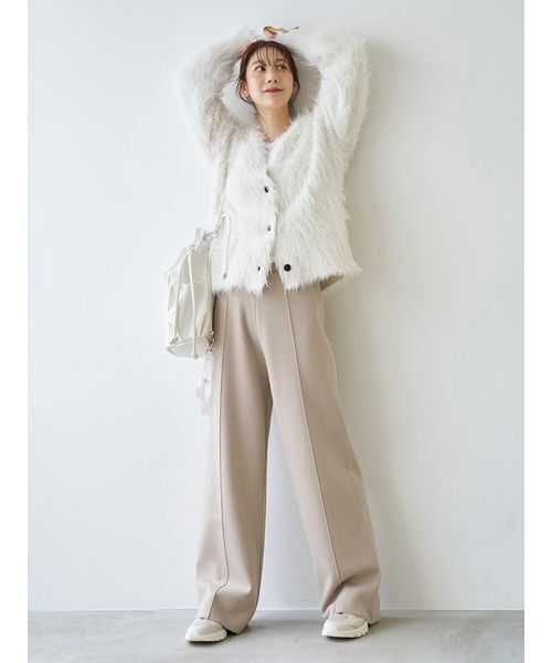 emmi(エミ)の「ウールミックスニットパンツ【セットアップ対応】(その他パンツ・レディース・チャコールグレー/ベージュ・F)」の16枚目の写真