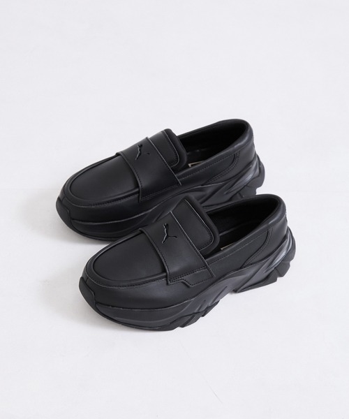 PUMA(プーマ)の「【PUMA/プーマ】LOAFYR WNS / プーマ ローファー ウィメンズ(スニーカー・レディース・ブラック・25/24/23/24.0cm/25.0cm)」の1枚目の写真