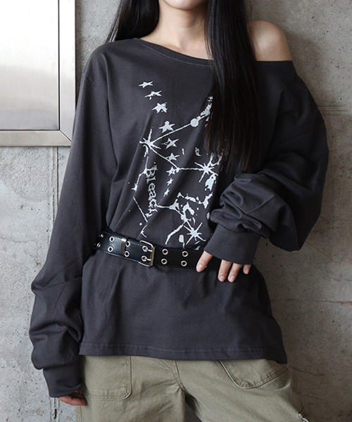 DEFYCLUBROBBERS(ディファイクラブロバース)の「BLEACH ボートネック ワンショルダー ロングスリーブ チャコール(Tシャツ/カットソー・レディース・その他・FREE)」の1枚目の写真