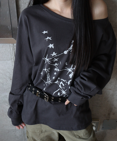 DEFYCLUBROBBERS(ディファイクラブロバース)の「BLEACH ボートネック ワンショルダー ロングスリーブ チャコール(Tシャツ/カットソー・レディース・その他・FREE)」の2枚目の写真