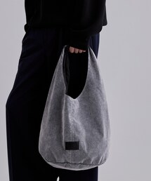 tk.TAKEO KIKUCHI（ティーケータケオキクチ）の「ティアドロップショルダーバッグ（ショルダーバッグ）」