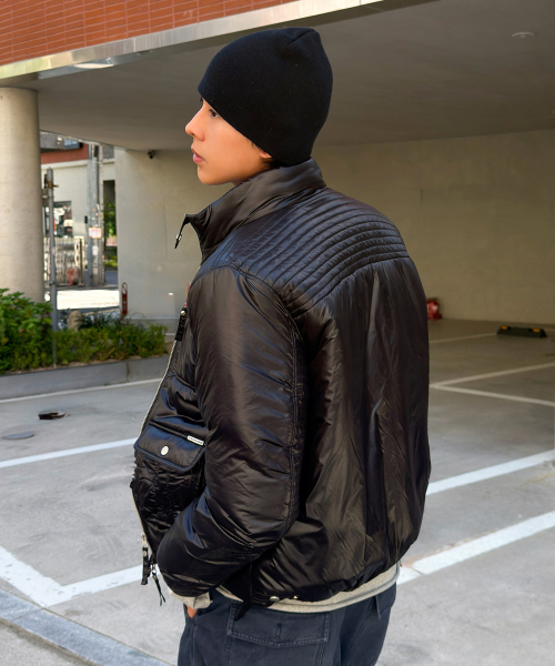 THEVINYLHOUSE(ザバイニルハウス)の「UTILITY HIGH NECK LIGHT JACKET BLACK(ダウンジャケット/コート・レディース・その他・SMALL/MEDIUM/LARGE)」の2枚目の写真