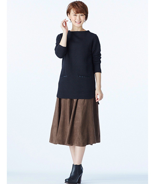 IEDIT（イディット）の「ＩＥＤＩＴレーベルコレクション　着映え鮮度を上げる　エアリーコットンキャンディーチュニック　　（チュニック・レディース・チャコールグレー/ブラック/ネイビー/オフホワイト・MEDIUM/XX-LARGE/LARGE/SMALL/X-LARGE）」の17枚目の写真