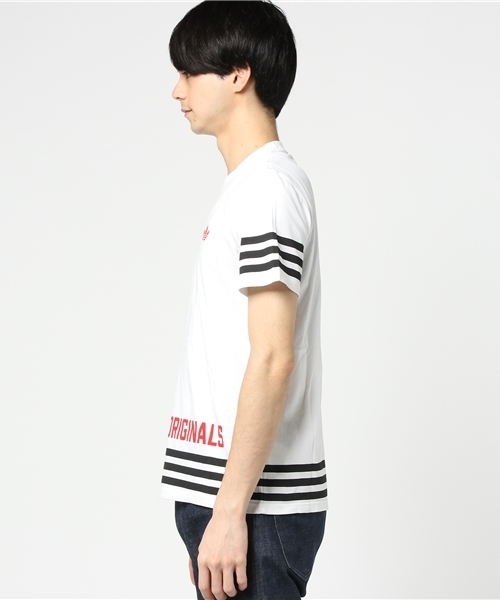 adidas（アディダス）の「オリジナルス Tシャツ [STREET GRAPHIC TEE]（Tシャツ/カットソー・メンズ・ホワイト/ブラック/ブルー・X-LARGE/LARGE/SMALL/XXX-LARGE/XX-LARGE/X-SMALL/MEDIUM）」の4枚目の写真