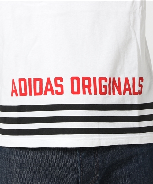 adidas（アディダス）の「オリジナルス Tシャツ [STREET GRAPHIC TEE]（Tシャツ/カットソー・メンズ・ホワイト/ブラック/ブルー・X-LARGE/LARGE/SMALL/XXX-LARGE/XX-LARGE/X-SMALL/MEDIUM）」の9枚目の写真