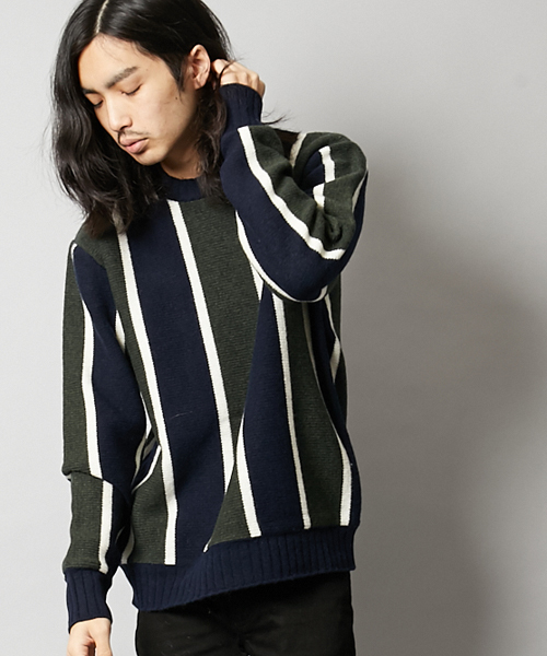 AMERICAN RAG CIE（アメリカンラグシー）の「ウール ナイロン 80'S ストライプニット（ニット/セーター・メンズ・ネイビー/ブラック×グレー・1/2）」の2枚目の写真