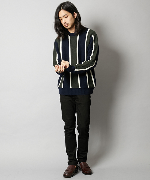 AMERICAN RAG CIE（アメリカンラグシー）の「ウール ナイロン 80'S ストライプニット（ニット/セーター・メンズ・ネイビー/ブラック×グレー・1/2）」の12枚目の写真