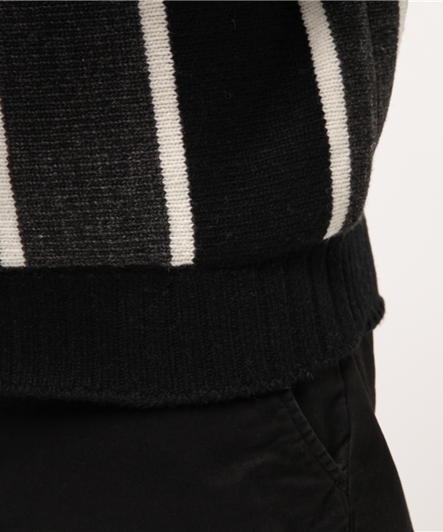 AMERICAN RAG CIE（アメリカンラグシー）の「ウール ナイロン 80'S ストライプニット（ニット/セーター・メンズ・ネイビー/ブラック×グレー・1/2）」の7枚目の写真