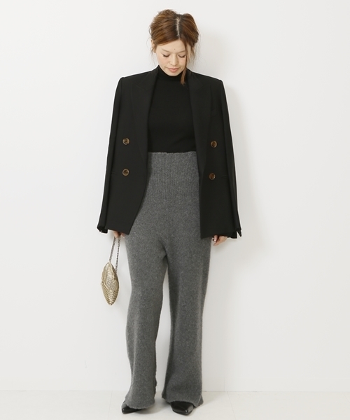 Deuxieme Classe（ドゥーズィエムクラス）の「*KHAITE TUXED 