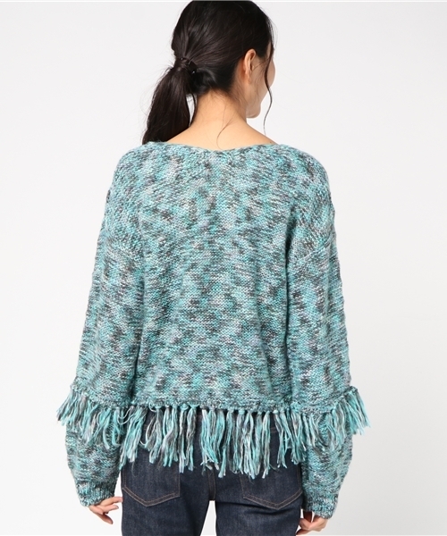 BARNDOOR(バーンドア)の「【BARNDOOR】フリンジVネックミックスニット(ニット/セーター・レディース・グレー/グリーン/レッド・MEDIUM)」の5枚目の写真