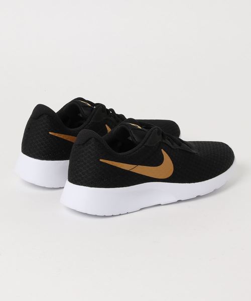NIKE（ナイキ）の「NIKE（ナイキ）ウィメンズタンジュン（スニーカー・レディース・ブラック/シルバー/ゴールド/ブラック系その他・23/24/23.5/24.5）」の5枚目の写真