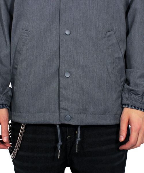 8(eight)(エイト)の「スーツ生地 コーチジャケット ブルゾン(ブルゾン・メンズ・ブラック/ベージュ/グレー・MEDIUM/LARGE)」の5枚目の写真