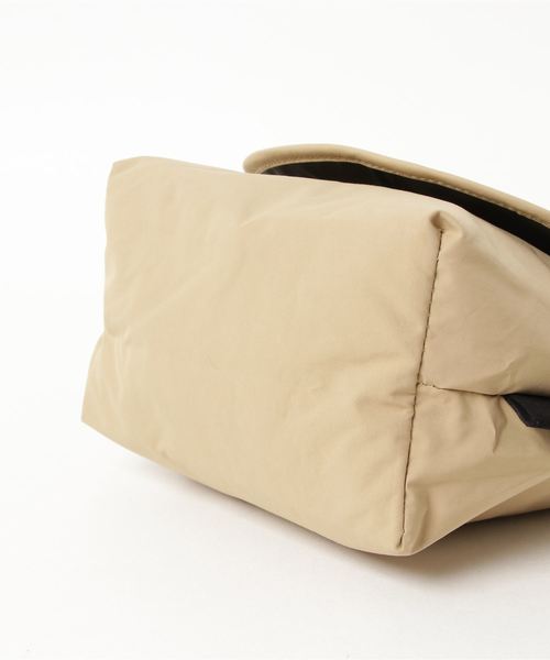 Un coeur（アンクール）の「【Un coeur/アンクール】DIC shoulder 141133（ショルダーバッグ・メンズ・ブラック/ベージュ/ネイビー/カーキ・FREE）」の6枚目の写真