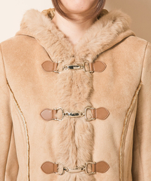 ANY SIS（エニィスィス）の「フェイクムートンラビット コート