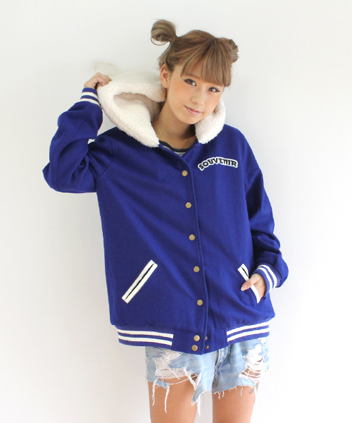 WC（ダブル シー）の「wc/クマ耳ファースタジャン（スタジャン・レディース・スミクロ/グリーン/ブルー・FREE）」の3枚目の写真