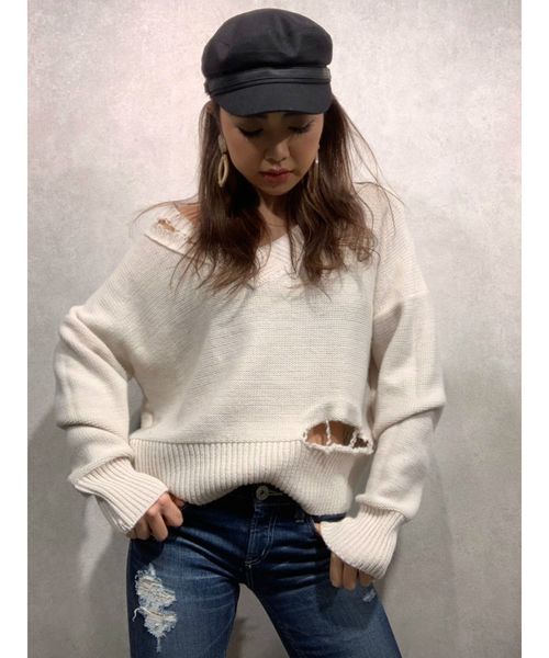 GYDA（ジェイダ）の「VネックダメージニットTOPS（ニット/セーター・レディース・ベージュ/カーキ/ピンク/アイボリー・FREE）」の14枚目の写真