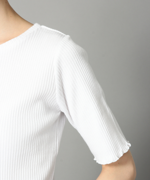 LOWRYS FARM(ローリーズファーム)の「リブタイトSS 832998(Tシャツ/カットソー・レディース・オフホワイト/ブラック/ベージュ/レッド・MEDIUM/LARGE)」の14枚目の写真