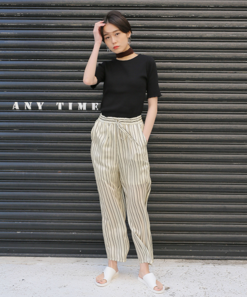 LOWRYS FARM(ローリーズファーム)の「リブタイトSS 832998(Tシャツ/カットソー・レディース・オフホワイト/ブラック/ベージュ/レッド・MEDIUM/LARGE)」の16枚目の写真